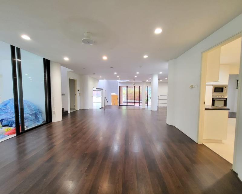 Bungalow - Good Class for Sale, Brizay Good Class Bungalow For Sale, $29,800,000, 6 Bed 5 Bath 7,500 sqft $1,987.00 psf, SGD 29,800,000 | Freehold