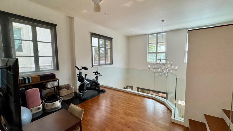 Semi-Detached for Sale, BURGUNDY HILL Semi-Detached House For Sale, $3,400,000, 5 Bed 5 Bath 3,200 sqft $1,504.00 psf, SGD 3,400,000 | 99-year Leasehold