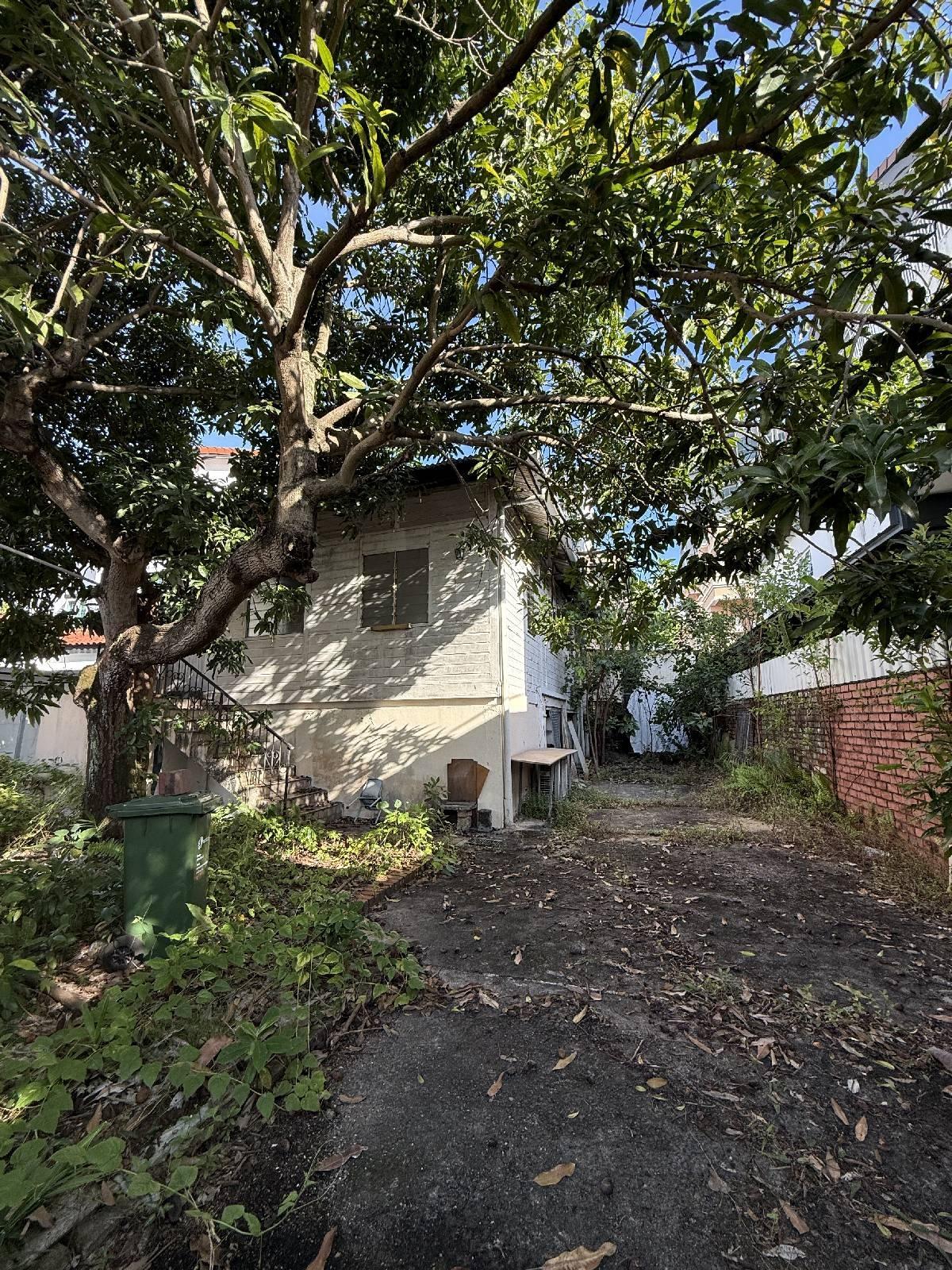 Prop-GPT: Detached: D15  DUNMAN LANE