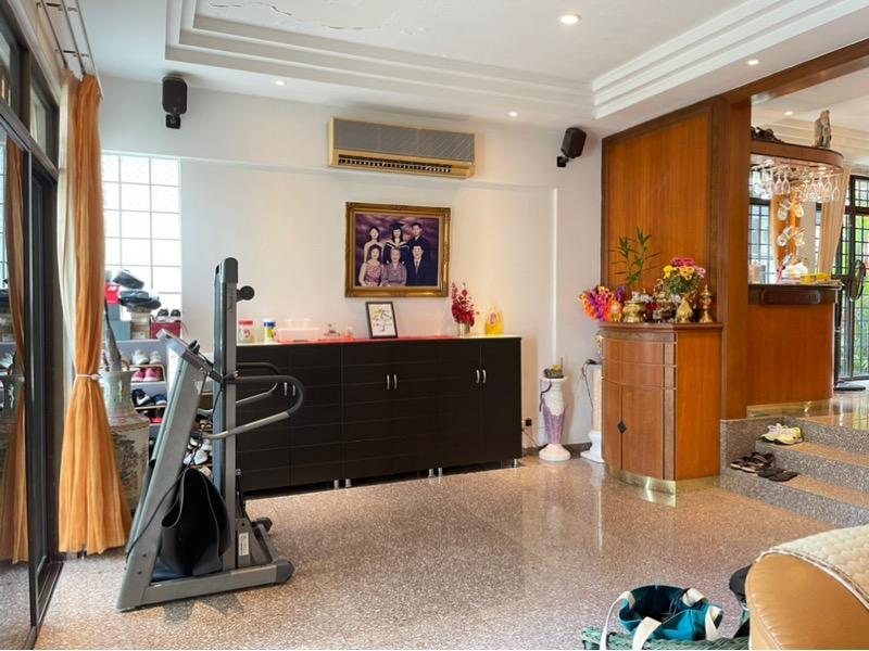 Semi-Detached for Sale, Meyer road Semi-Detached House For Sale, $8,380,000, 6 Bed 5 Bath 4,000 sqft $2,270.00 psf, SGD 8,380,000 | Freehold