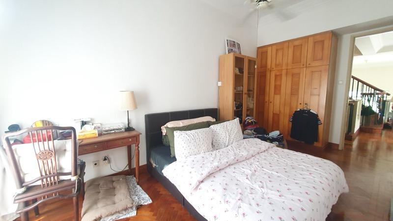Semi-Detached for Sale, HOLLAND GROVE Semi-Detached House For Sale, $5,000,000, 4 Bed 5 Bath 3,730 sqft $1,757.00 psf, SGD 5,000,000 | 99-year Leasehold