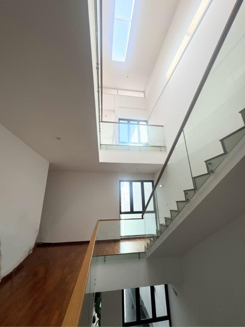 Semi-Detached for Sale, YEW LIAN PARK Semi-Detached House For Sale, $10,900,000, 8 Bed 7 Bath 10,000 sqft $1,974.00 psf, SGD 10,900,000 | Freehold
