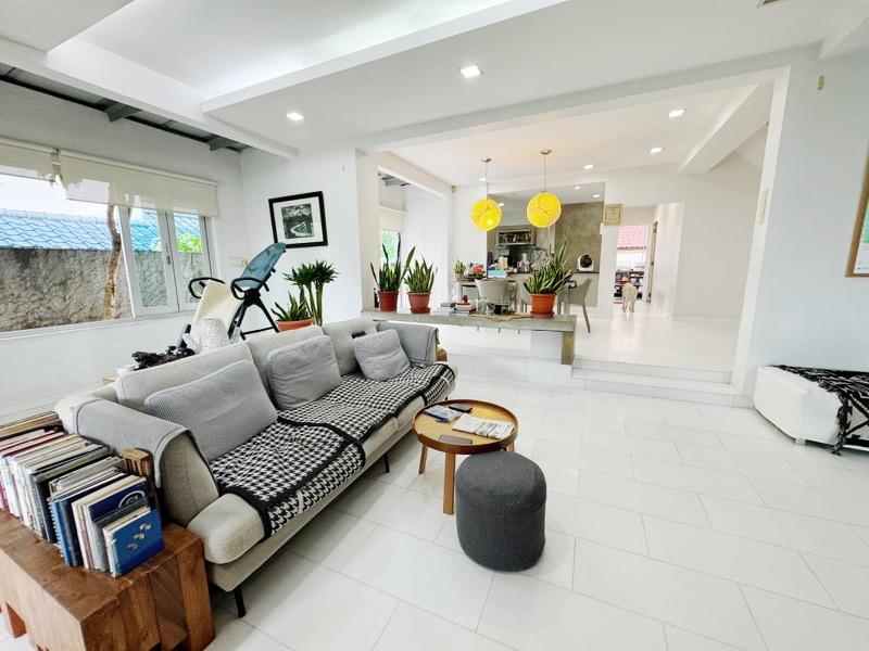 Prop-GPT: Semi-Detached: D21  Toh Tuck Garden