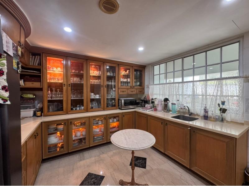 Terrace for Sale, La Suisse II Terraced House For Sale, $5,000,000, 5 Bed 5 Bath 3,610 sqft $2,632.00 psf, SGD 5,000,000 | 999-year Leasehold