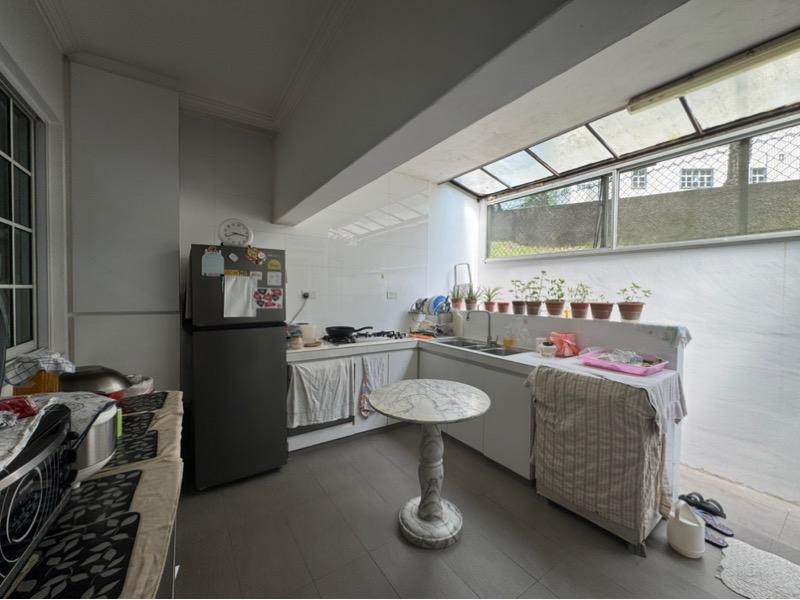 Terrace for Sale, La Suisse II Terraced House For Sale, $5,000,000, 5 Bed 5 Bath 3,610 sqft $2,632.00 psf, SGD 5,000,000 | 999-year Leasehold