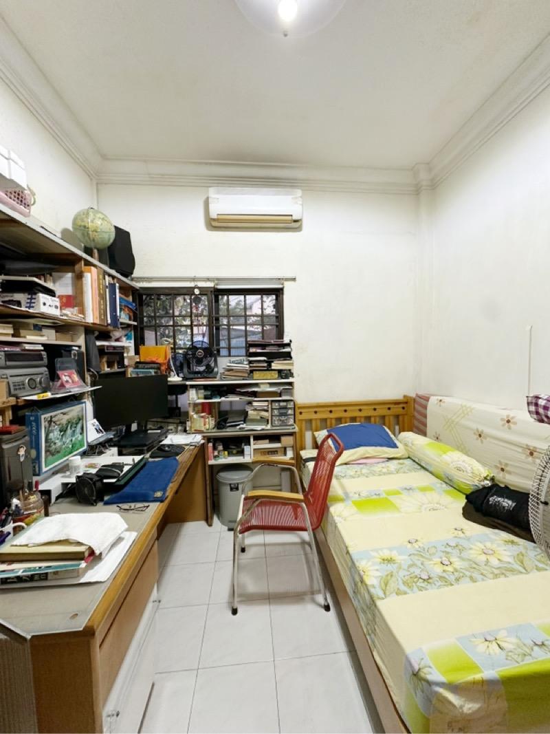 Corner Terrace for Sale, PAYA LEBAR STREET Corner Terrace For Sale, $4,900,000, 4 Bed 2 Bath 2,768 sqft $1,770.00 psf, SGD 4,900,000 | Freehold