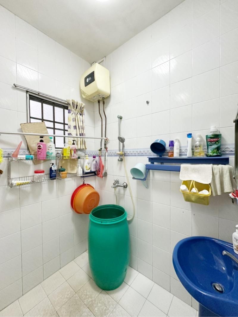 Corner Terrace for Sale, PAYA LEBAR STREET Corner Terrace For Sale, $4,900,000, 4 Bed 2 Bath 2,768 sqft $1,770.00 psf, SGD 4,900,000 | Freehold