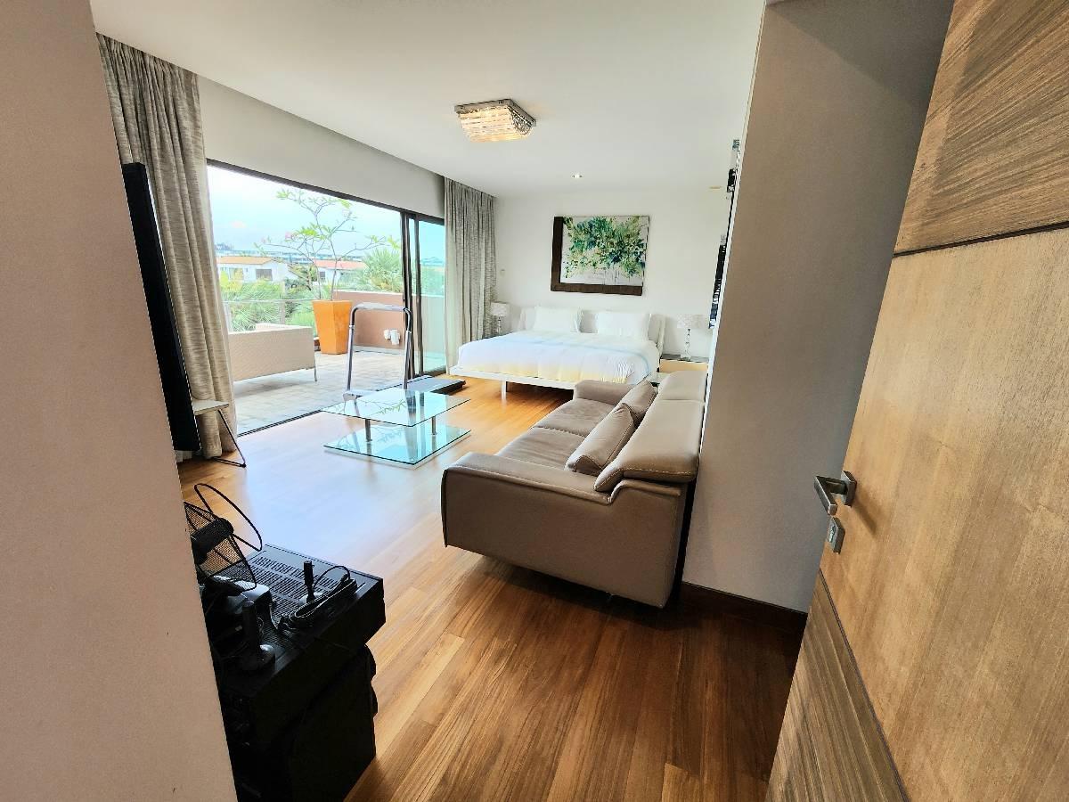 Bungalow for Sale, Luxurious Bungalow In Coral Island Bungalow House For Sale, $15,000,000, 4 Bed 5 Bath 8,247 sqft $2,, SGD 15,000,000 | 99-year Leasehold