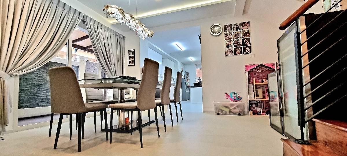 Terrace for Sale, 5 Park Villas Terrace Terraced House For Sale, $3,380,000, 4 Bed 5 Bath 4,000 sqft $1,053.00 psf, SGD 3,380,000 | 99-year Leasehold