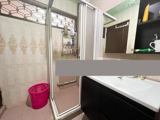 Choa Chu Kang Semi-Detached House For Sale, $5,000,000, 6 Bed 3 Bath 3,743 sqft $1,336.00 psf