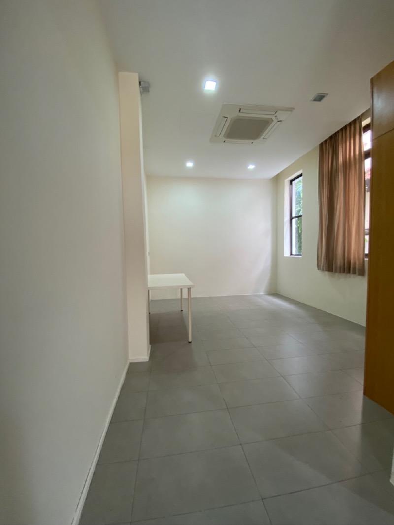 Pinewood Terrace Bungalow House For Sale, $5,150,000, 5 Bed 6 Bath 5,500 sqft $798.00 psf