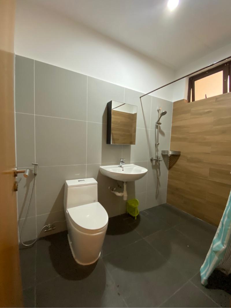 Pinewood Terrace Bungalow House For Sale, $5,150,000, 5 Bed 6 Bath 5,500 sqft $798.00 psf