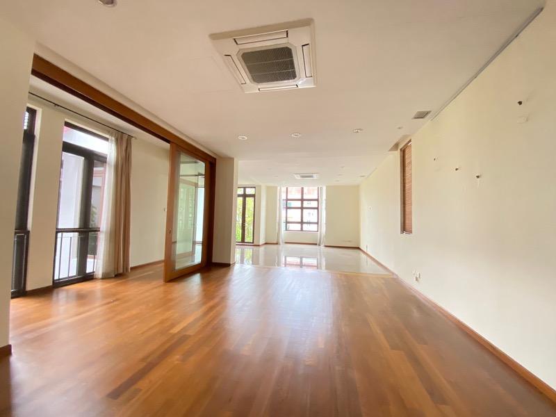 Pinewood Terrace Bungalow House For Sale, $5,150,000, 5 Bed 6 Bath 5,500 sqft $798.00 psf