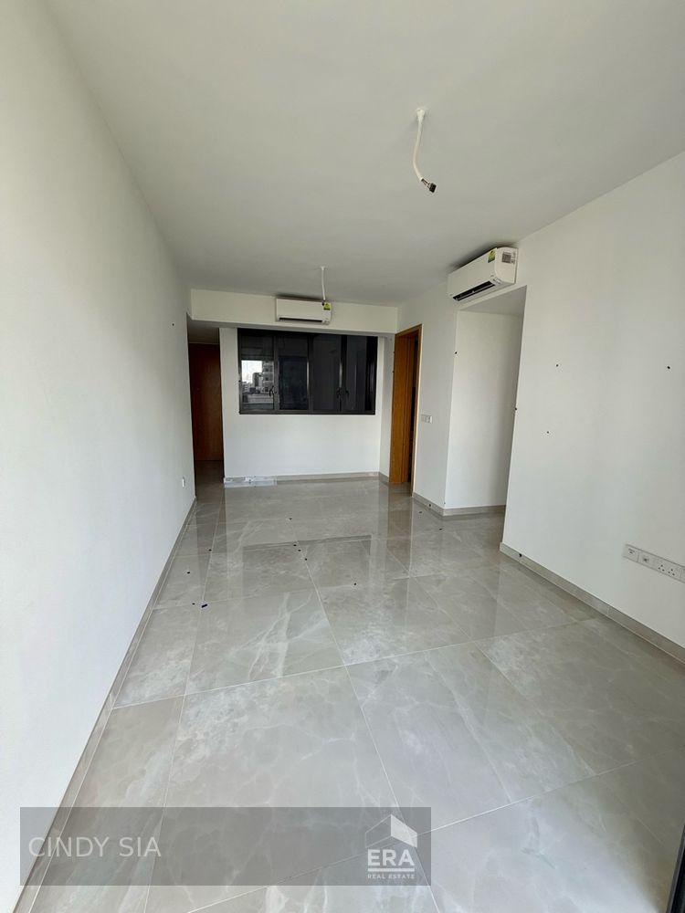 Prop-GPT: Condominium:   Sims Drive Penrose For Sale