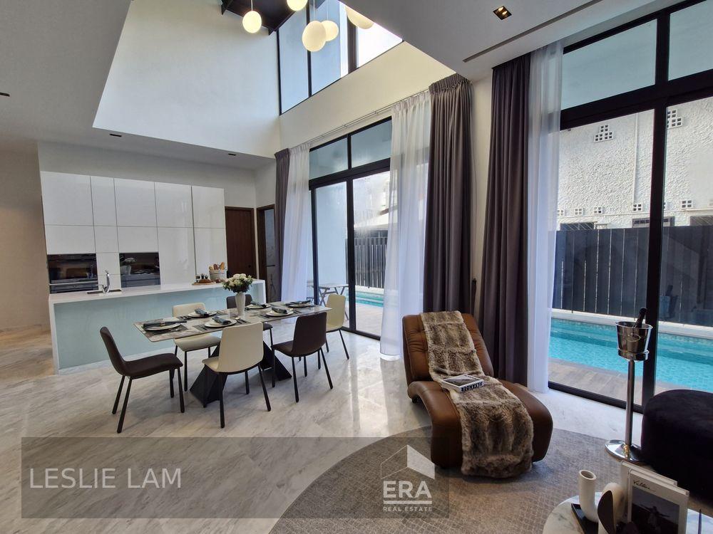Prop-GPT: Semi-Detached: D16  Upper Changi Road East For Sale