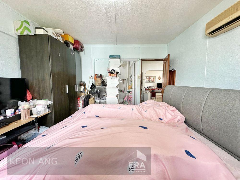 HDB - 3 room for Sale, Jalan Rajah 104 Jalan Rajah, SGD 1,000,000 | Leasehold