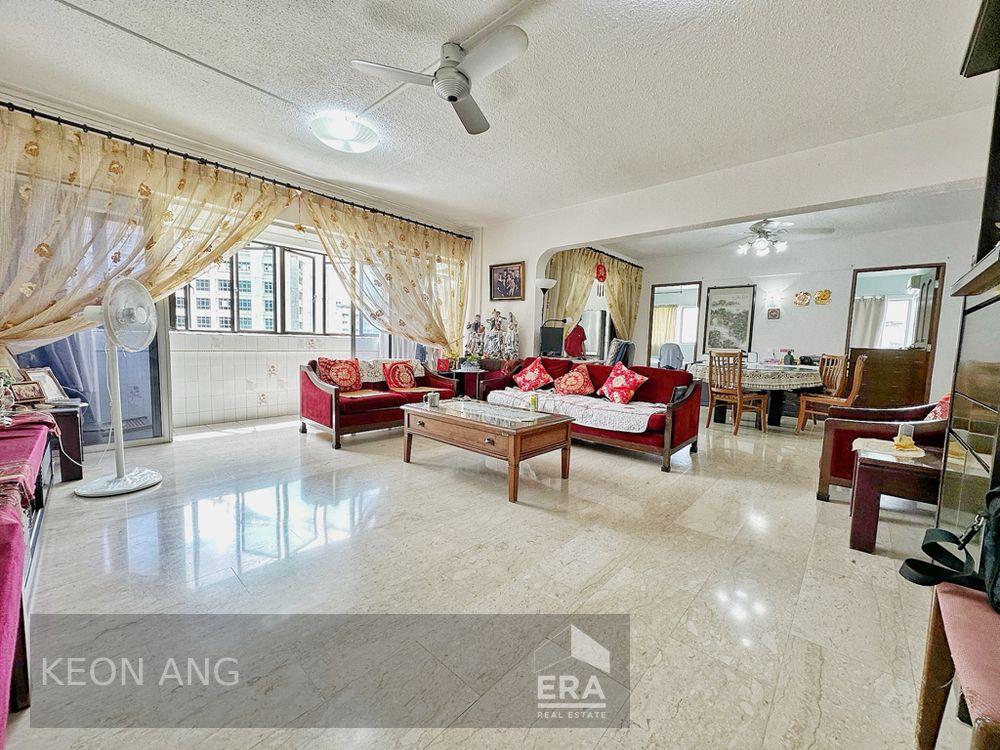 HDB - 3 room for Sale, Jalan Rajah 104 Jalan Rajah, SGD 1,000,000 | Leasehold