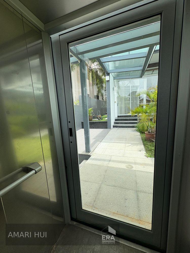 Bungalow - Good Class for Sale, Toh Heights, SGD 11,200,000 | Freehold