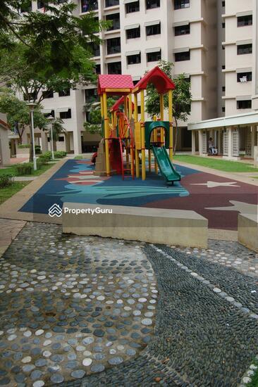 HDB Flat for Sale, 309B Anchorvale Road, SGD 680,000 | 99-year lease