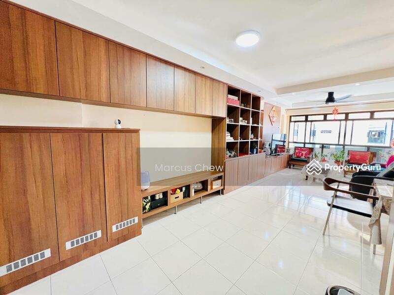 HDB Flat for Sale, 309B Anchorvale Road, SGD 680,000 | 99-year lease