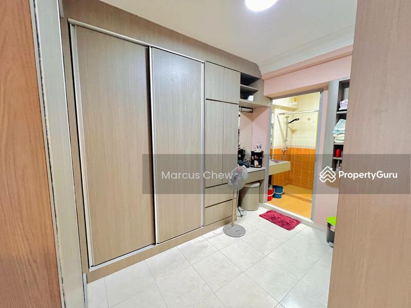 HDB Flat for Sale, 309B Anchorvale Road, SGD 680,000 | 99-year lease