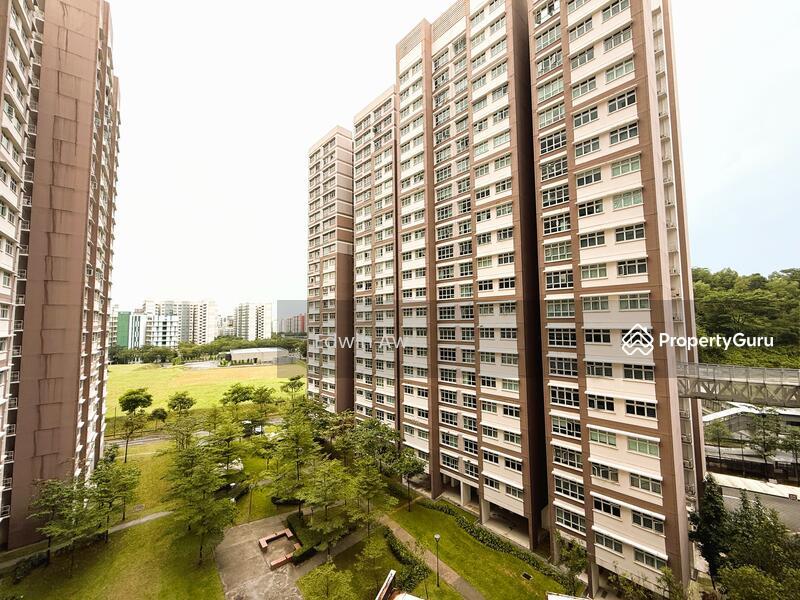 HDB Flat for Sale, 451B Bukit Batok West Avenue 6, SGD 848,000 | 99-year lease