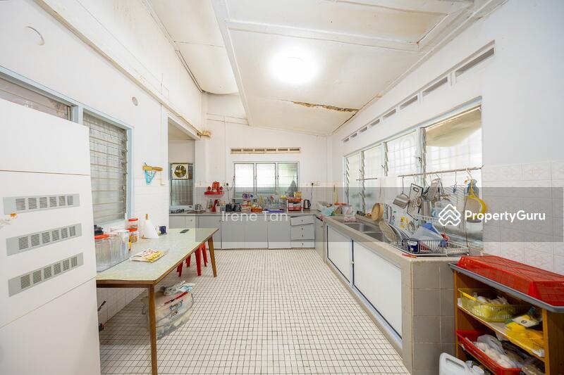 Prop-GPT: Semi-Detached: D28  Seletar Hills Estate