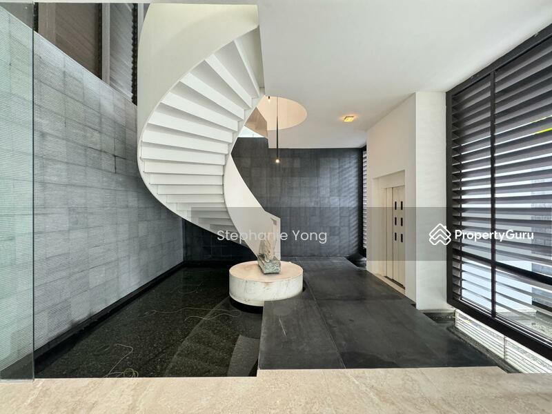 Bungalow - Good Class for Sale, Leedon Park, SGD 42,000,000 | Freehold
