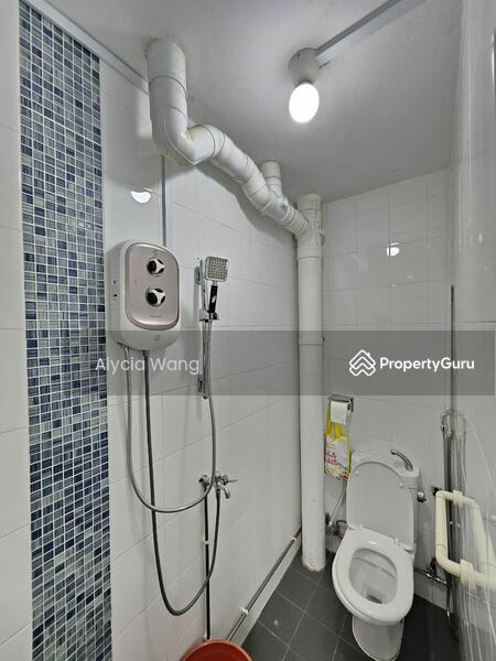 HDB Flat for Sale, 628 Hougang Avenue 8, SGD 978,000 | 99-year lease