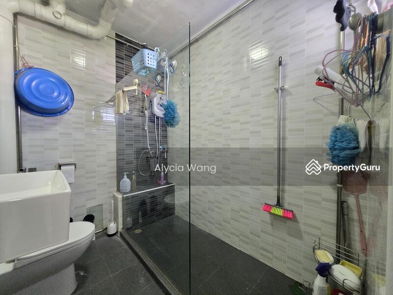 HDB Flat for Sale, 628 Hougang Avenue 8, SGD 978,000 | 99-year lease