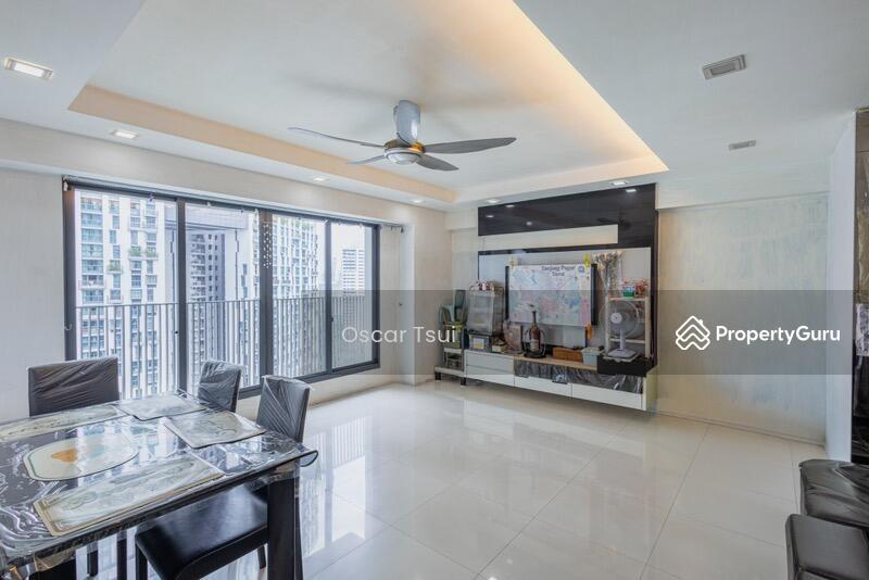 Prop-GPT: HDB Flat: D02  Pinnacle @ Duxton