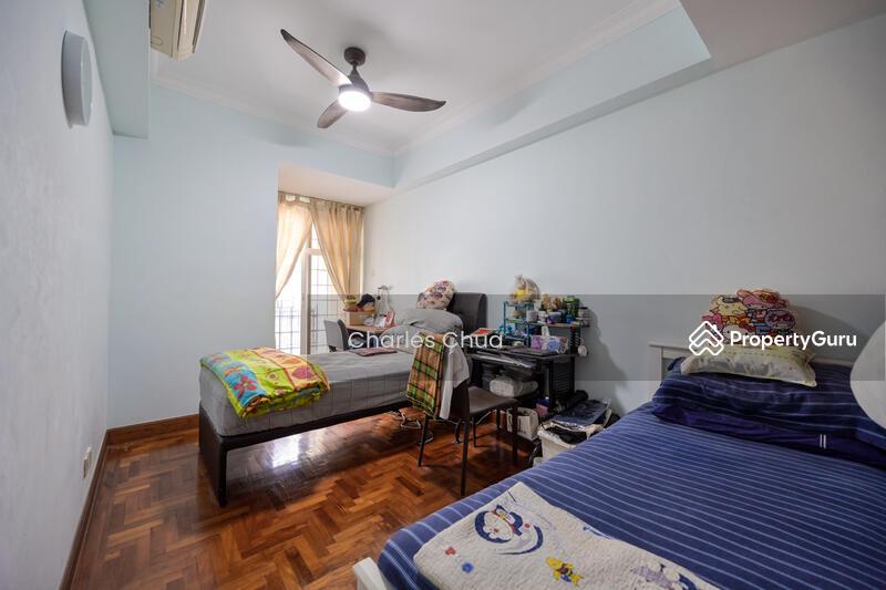 Terrace for Sale: D19, 550139