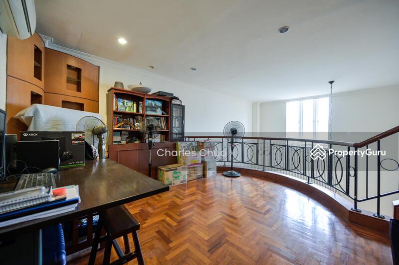 Terrace for Sale: D19, 550139