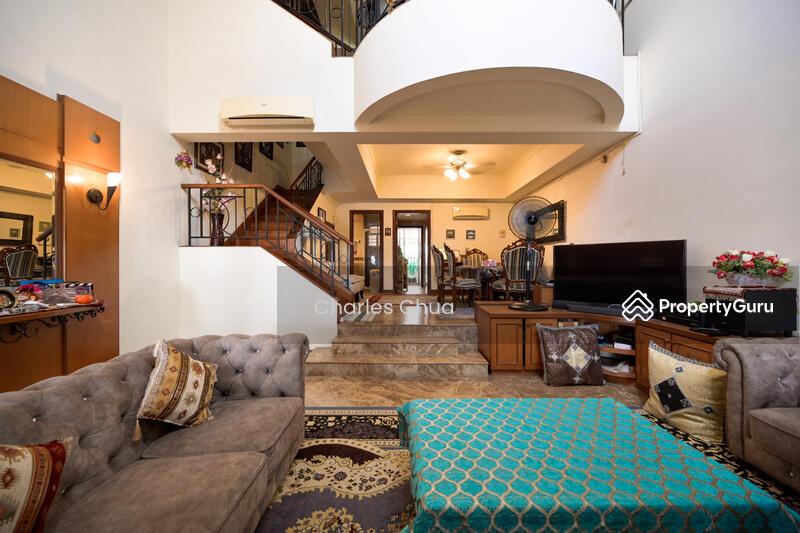 Terrace for Sale: D19, 550139