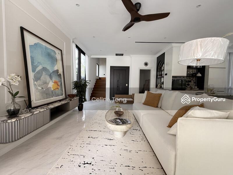 Prop-GPT: Terrace: D17  D17 Brand New 999 years 3.5 Sty inter Terrace @ Loyang Besar Pasir Ris