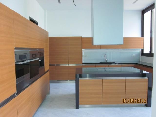 Bungalow for Sale, Ocean drive Bungalow House For Sale, $21,000,000, 5 Bed 5 Bath 8,000 sqft $2,323.00 psf, SGD 21,000,000 | 99-year Leasehold