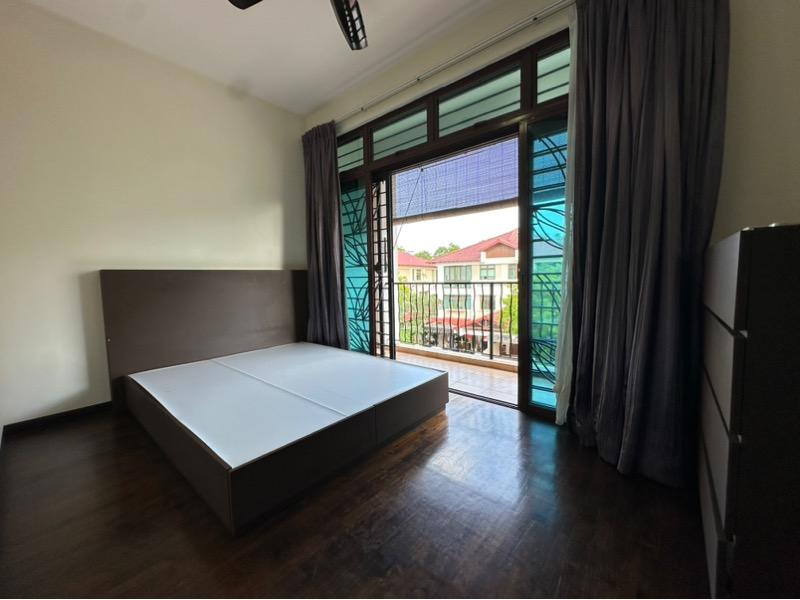 Terrace for Sale, THE RIVERINA Terraced House For Sale, $2,520,000, 6 Bed 4 Bath 2,917 sqft $1,560.00 psf, SGD 2,520,000 | 99-year Leasehold