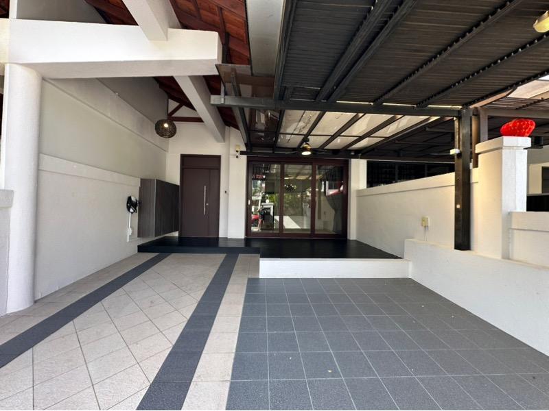 Terrace for Sale, THE RIVERINA Terraced House For Sale, $2,520,000, 6 Bed 4 Bath 2,917 sqft $1,560.00 psf, SGD 2,520,000 | 99-year Leasehold