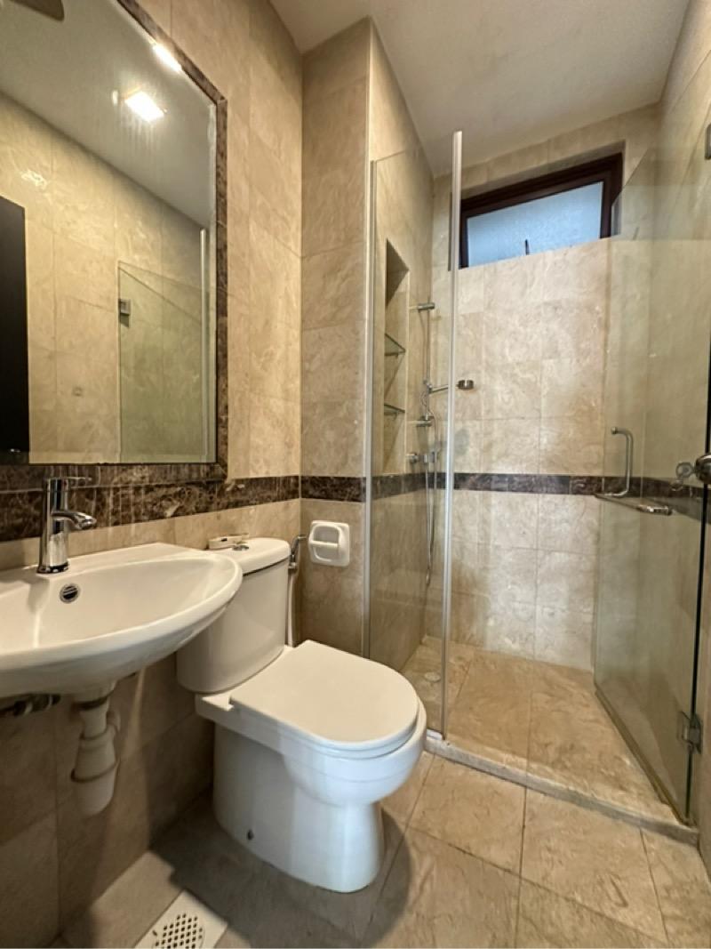Terrace for Sale, THE RIVERINA Terraced House For Sale, $2,520,000, 6 Bed 4 Bath 2,917 sqft $1,560.00 psf, SGD 2,520,000 | 99-year Leasehold