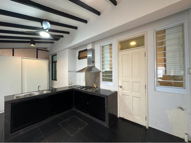 Terrace for Sale, THE RIVERINA Terraced House For Sale, $2,520,000, 6 Bed 4 Bath 2,917 sqft $1,560.00 psf, SGD 2,520,000 | 99-year Leasehold