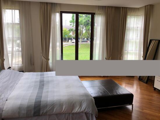 Holland Grove Drive Renovated Semi Detached Semi-Detached House For Sale, $13,000,000, 6 Bed 5 Bath 4,100 sqft $3,196.00 psf