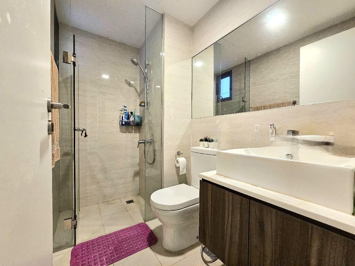 Condominium for Sale, Riversound Residence Condominium For Sale, $1,020,000, 2 Bed 2 Bath 753 sqft $1,355.00 psf, SGD 1,020,000 | 99-year Leasehold