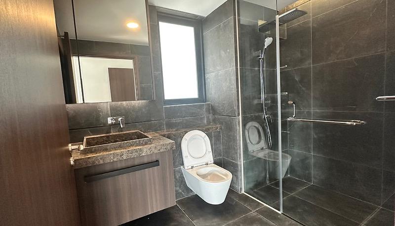 Condominium for Sale, One Pearl Bank Condominium For Sale, $4,080,000, 4 Bed 4 Bath 1,432 sqft $2,849.00 psf, SGD 4,080,000 | 99-year Leasehold