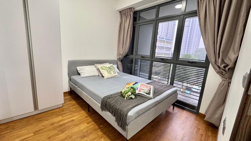 Prop-GPT: Condominium: D23 Hillview Laurel Tree