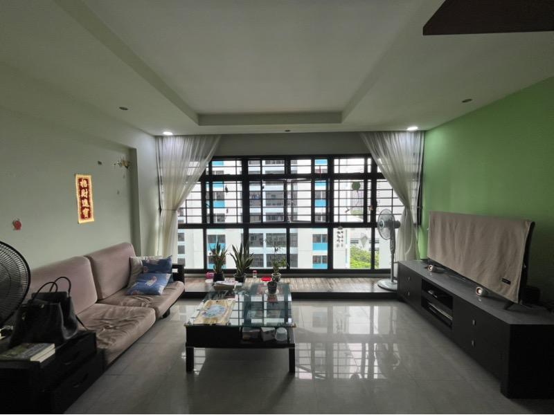 Prop-GPT: HDB Apartment: D28 Seletar 404A Fernvale Lane