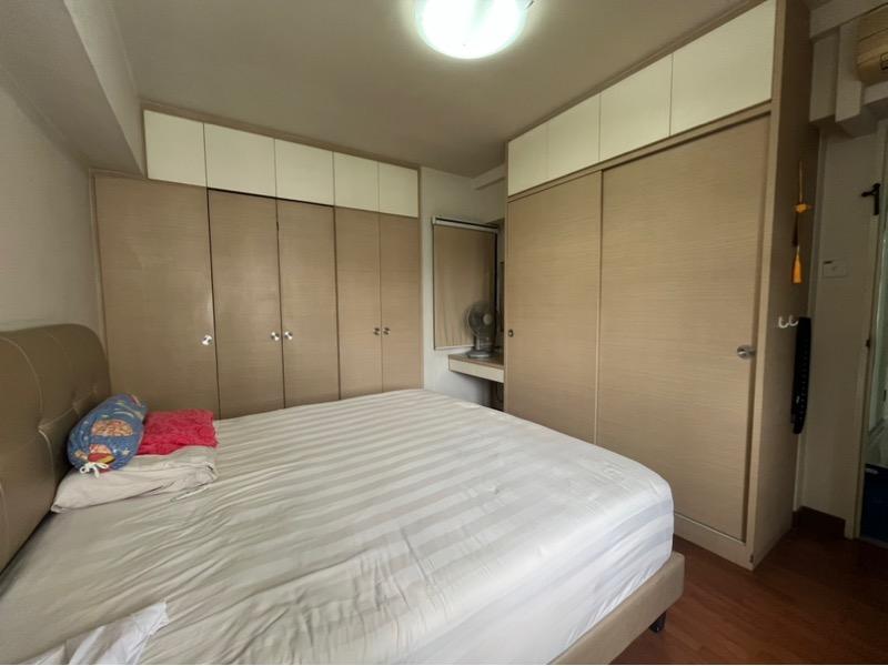 HDB Apartment for Sale, 404A Fernvale Lane HDB Apartment For Sale, $650,000, 3 Bed 2 Bath 1,216 sqft $535.00 psf, SGD 650,000 | 99-year Leasehold