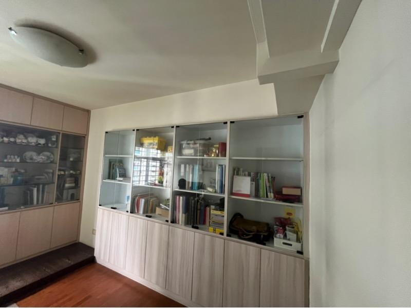 HDB Apartment for Sale, 404A Fernvale Lane HDB Apartment For Sale, $650,000, 3 Bed 2 Bath 1,216 sqft $535.00 psf, SGD 650,000 | 99-year Leasehold