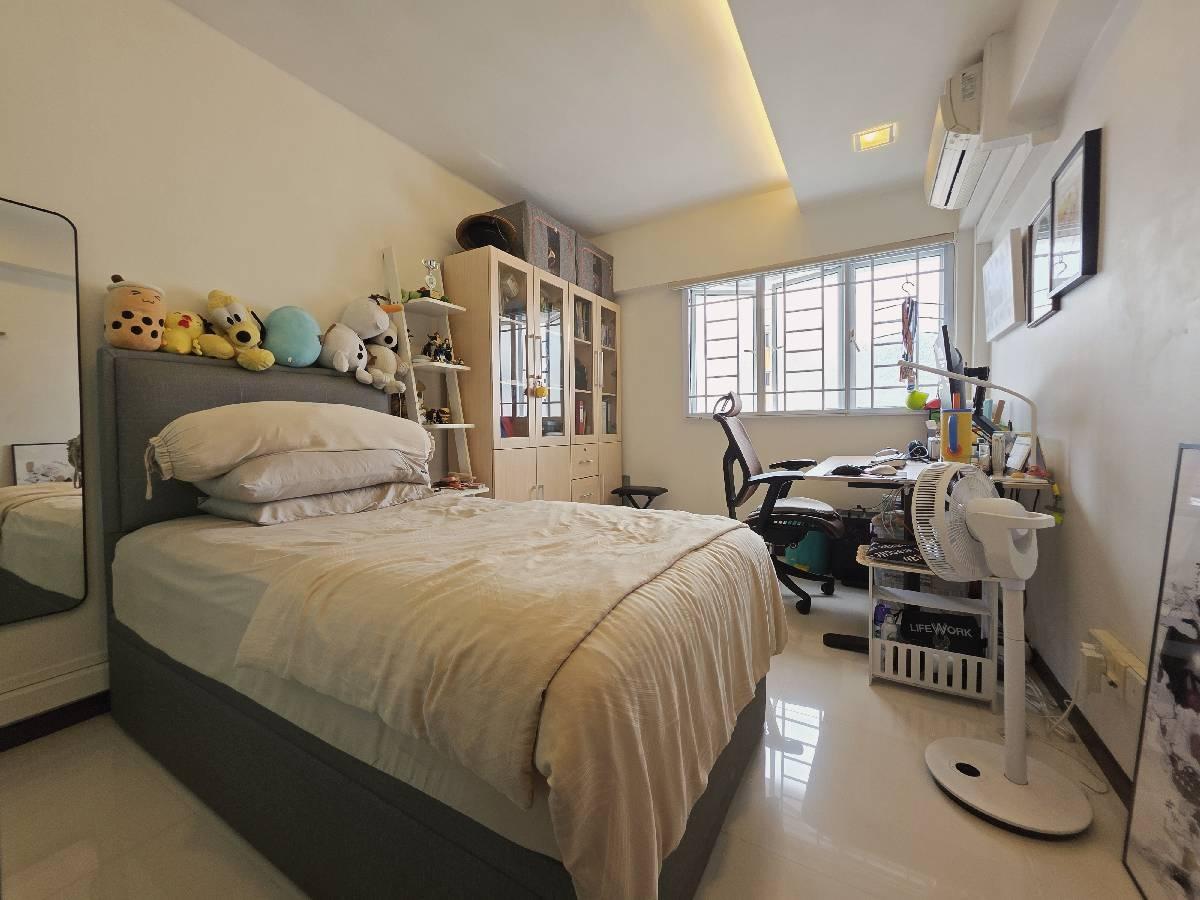 HDB Apartment for Sale, 111 Bukit Purmei Road HDB Apartment For Sale, $795,000, 3 Bed 2 Bath 1,119 sqft $710.00 psf, SGD 795,000 | 99-year Leasehold