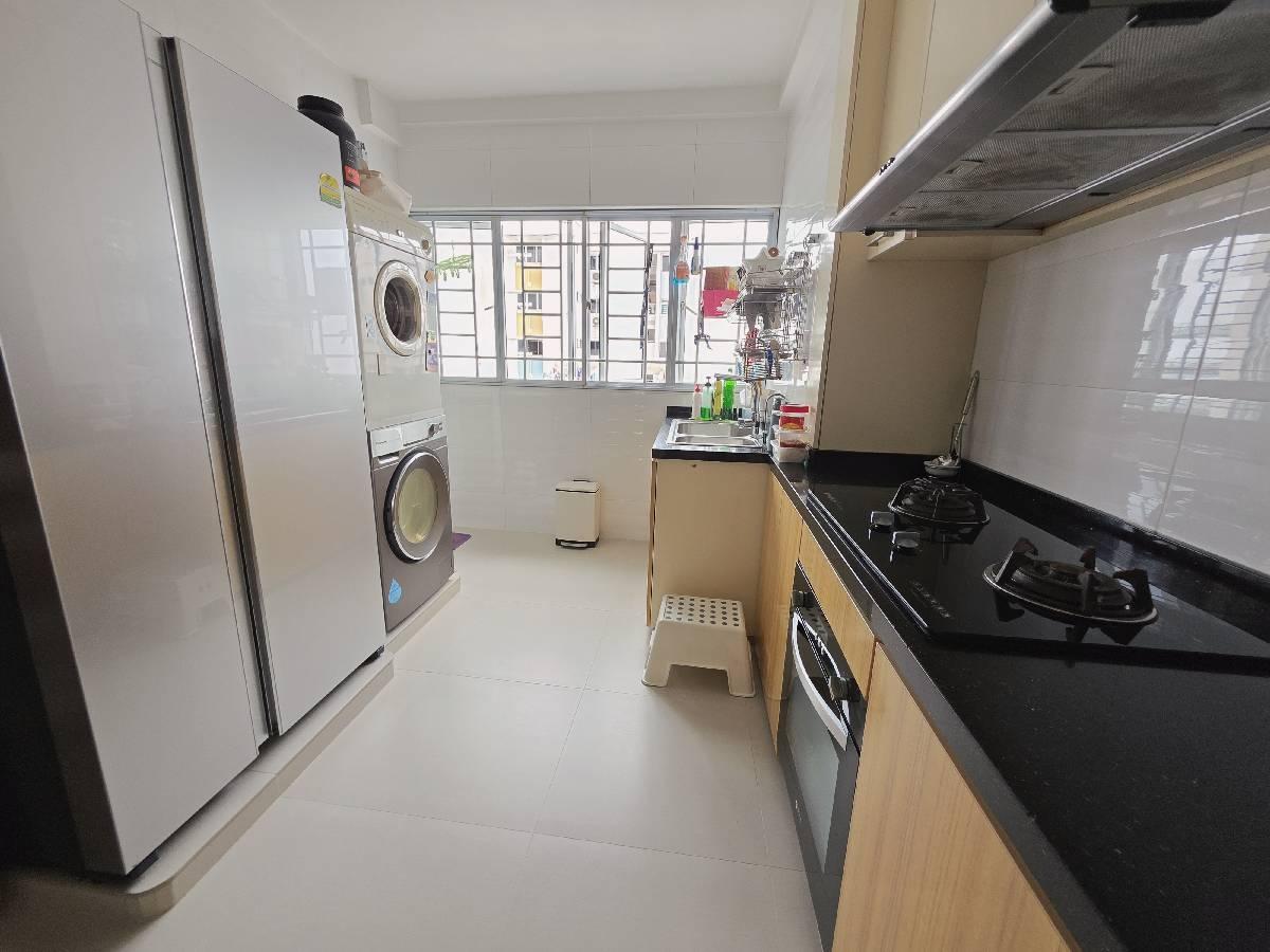 HDB Apartment for Sale, 111 Bukit Purmei Road HDB Apartment For Sale, $795,000, 3 Bed 2 Bath 1,119 sqft $710.00 psf, SGD 795,000 | 99-year Leasehold