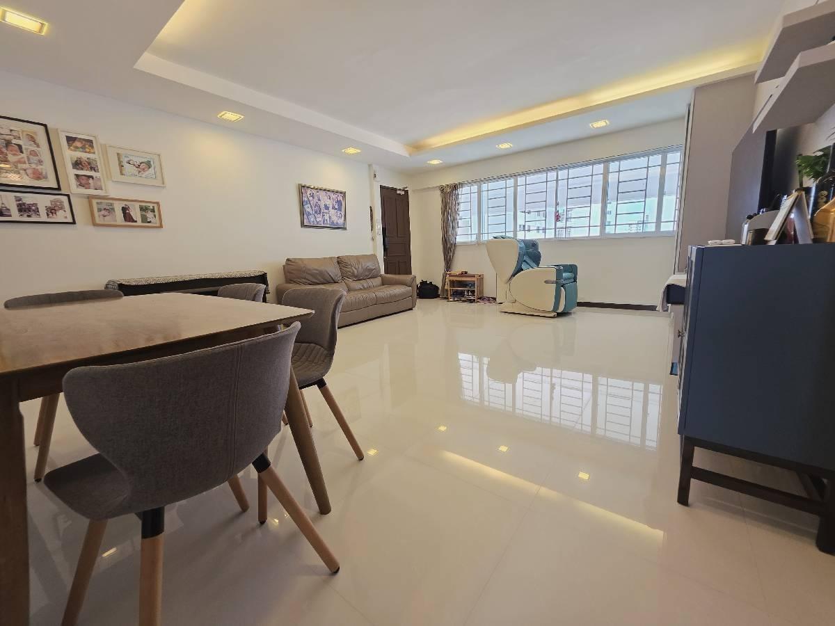 HDB Apartment for Sale, 111 Bukit Purmei Road HDB Apartment For Sale, $795,000, 3 Bed 2 Bath 1,119 sqft $710.00 psf, SGD 795,000 | 99-year Leasehold